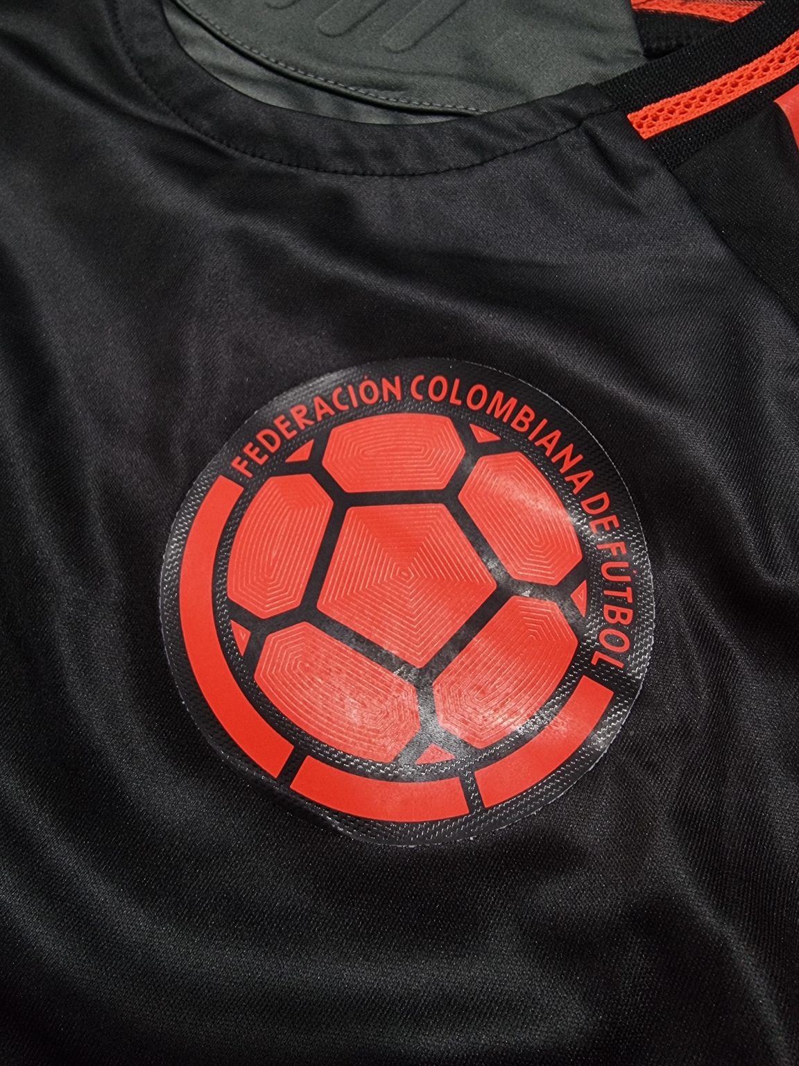 Camiseta Selección Colombia 2024-2025 visitante negra versión jugador